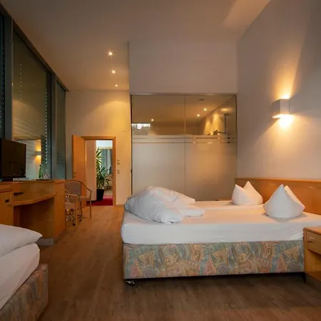 Bruggner Stub'n Otel 3*