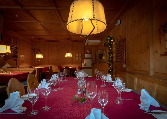 布鲁讷斯图博恩酒店 3*